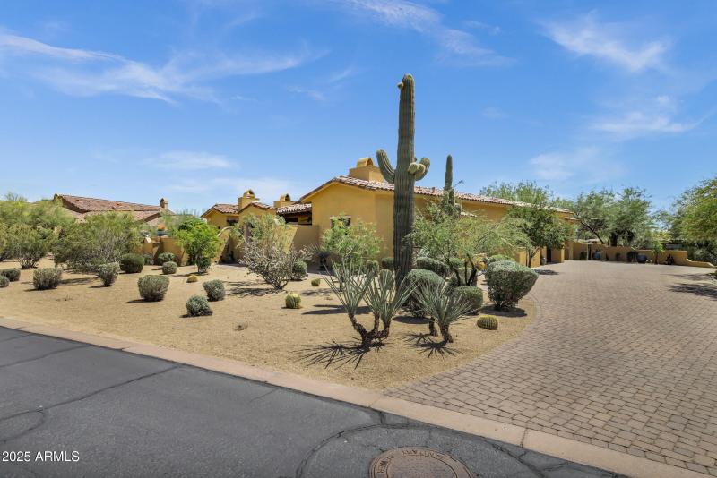 9290 E Thompson Peak Pkwy #409-4