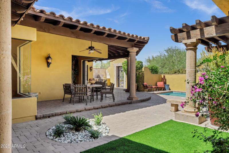 9290 E Thompson Peak Pkwy #409-10