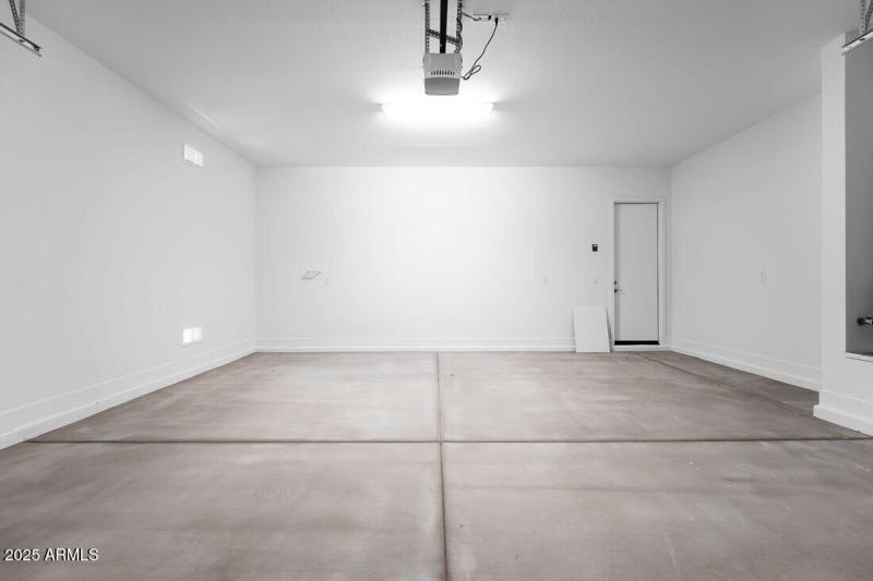 4068 E BRITTLEBUSH Lane - Ready Now!