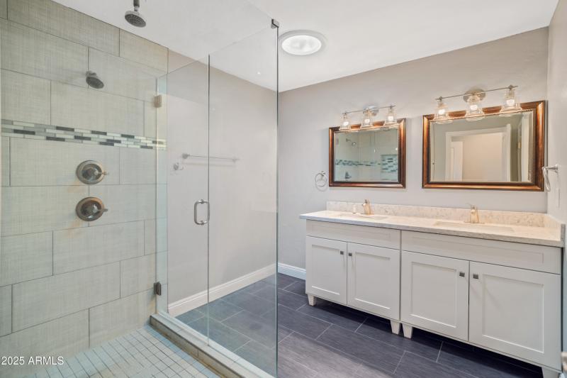 2816 N 70TH ST, Scottsdale, AZ 85257