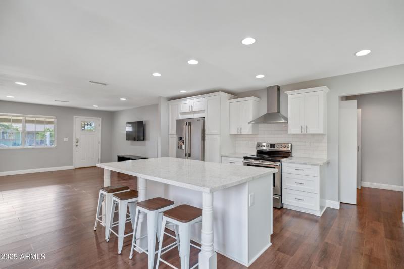 2816 N 70TH ST, Scottsdale, AZ 85257