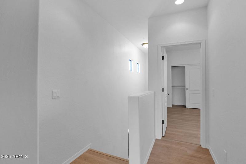 10-web-or-mls-P1327232