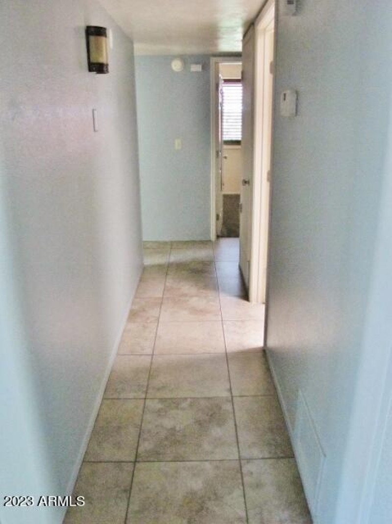 Hallway to bedrooms