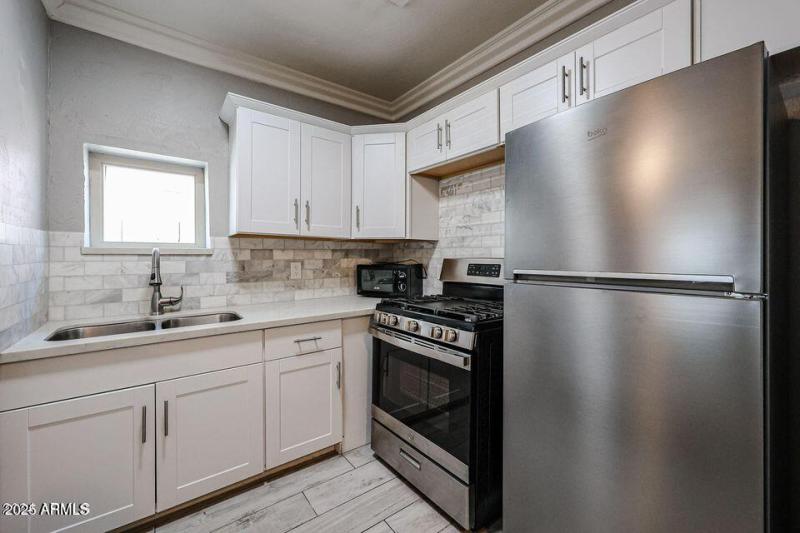 20241230230523470027000000-o