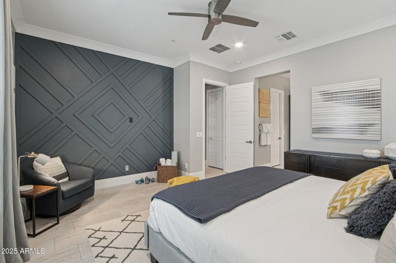 27-web-or-mls-W Evergreen Ter-S1510-027