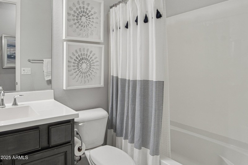 16-web-or-mls-W Evergreen Ter-S1510-016