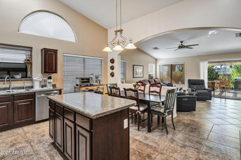 85 W Pasture Canyon Dr-12