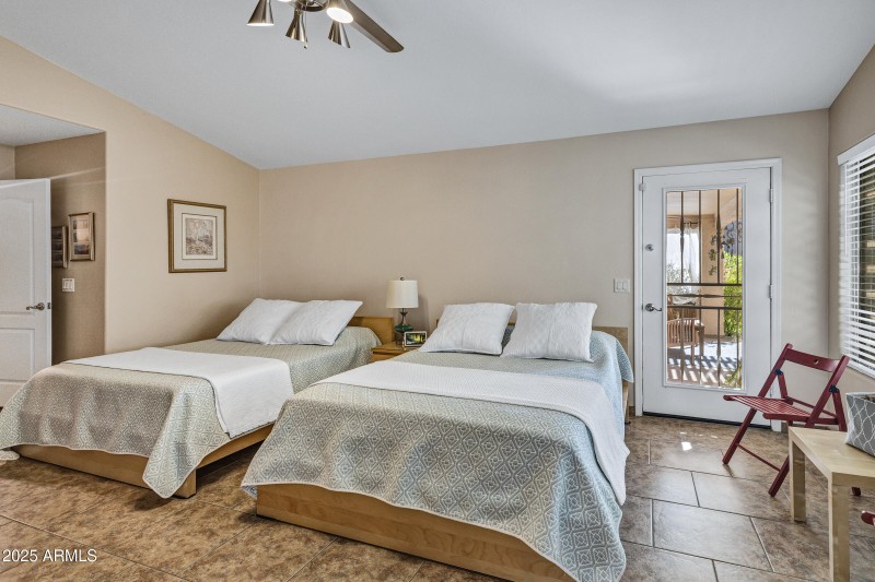 85 W Pasture Canyon Dr-24