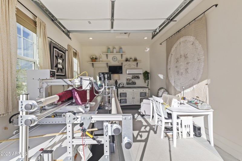 Garage-Multipurpose studio