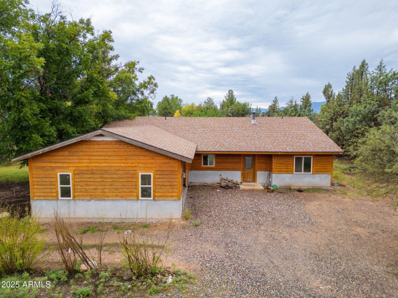 2-web-or-mls-4700-zalesky-rd