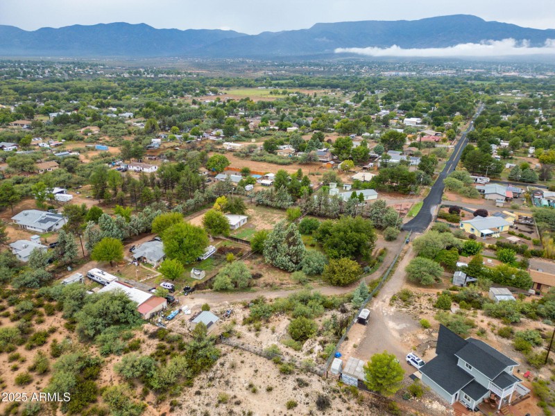 10-web-or-mls-4700-zalesky-rd