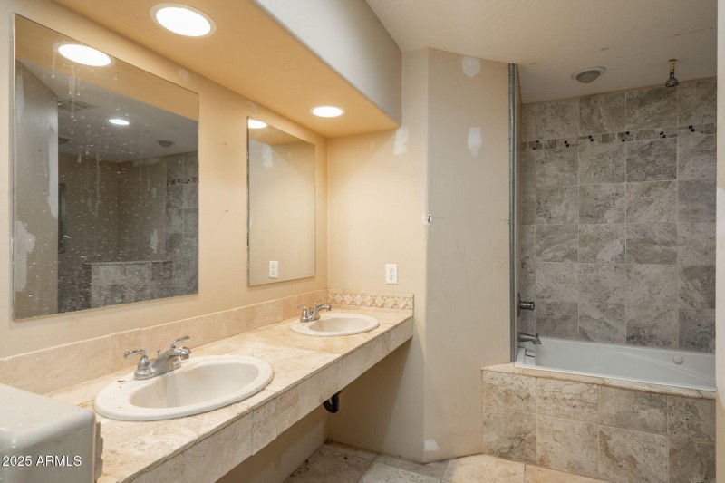 23-web-or-mls-4700-zalesky-rd