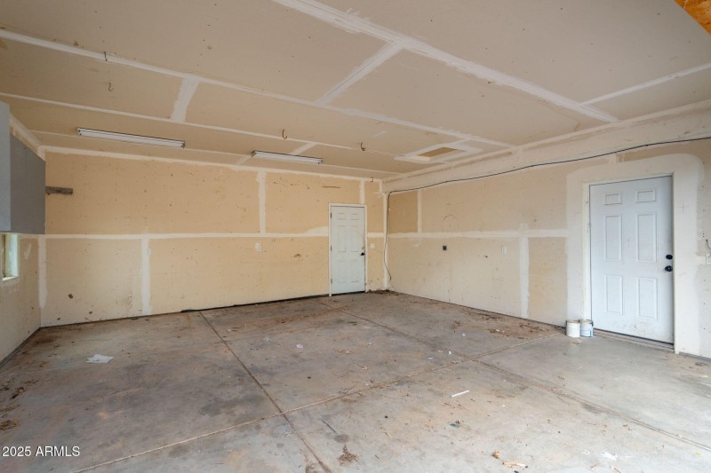 49-web-or-mls-4700-zalesky-rd