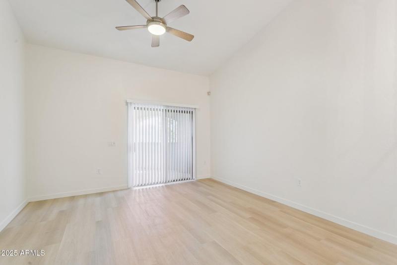 6-web-or-mls-5249-e-shea-blvd-206