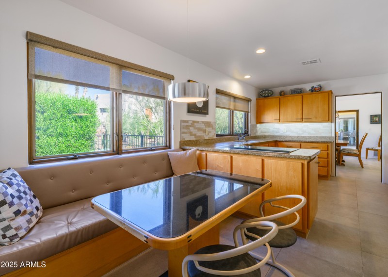 Listings_2014_SmoketreeDr_Images-29