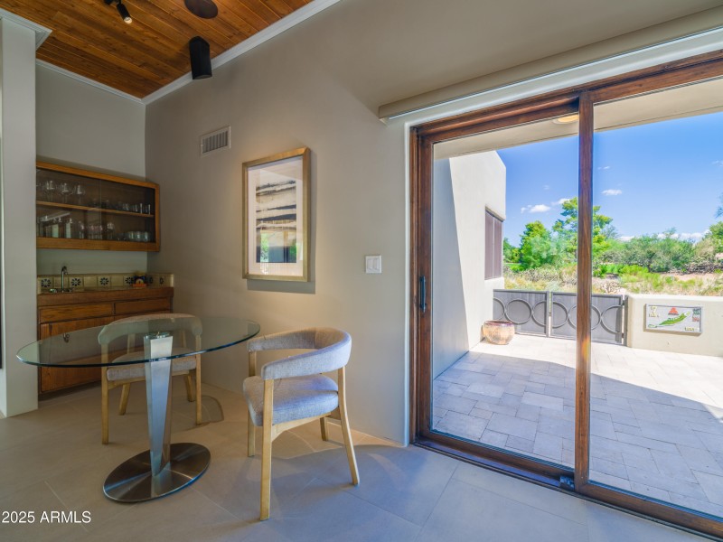 Listings_2014_SmoketreeDr_Images-35