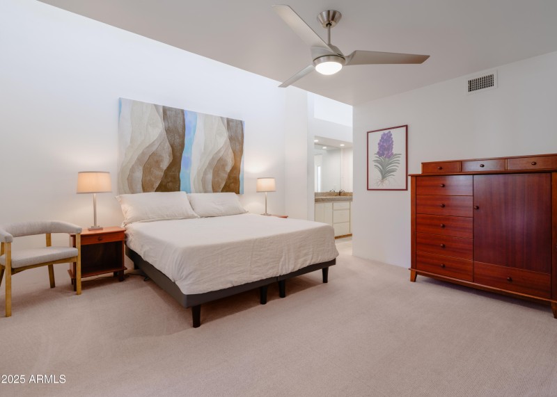 Listings_2014_SmoketreeDr_Images-47