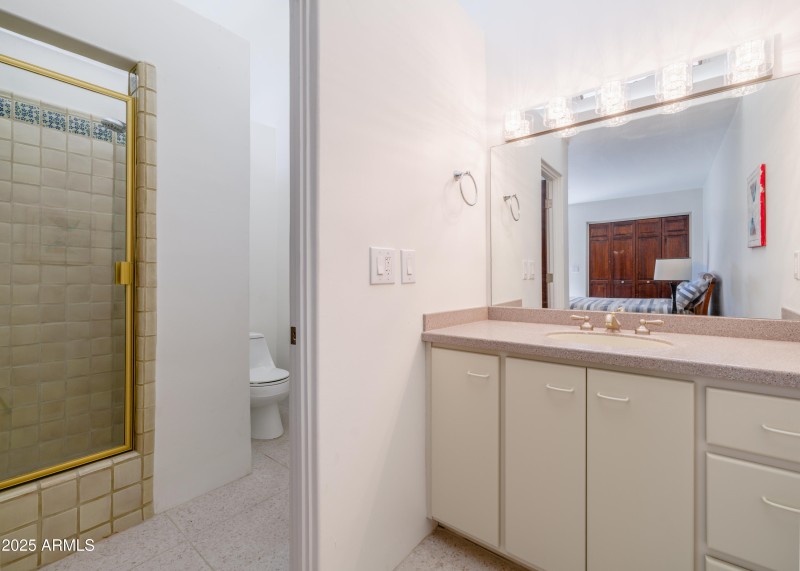 Listings_2014_SmoketreeDr_Images-59