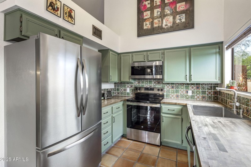 17-web-or-mls-D46A4278