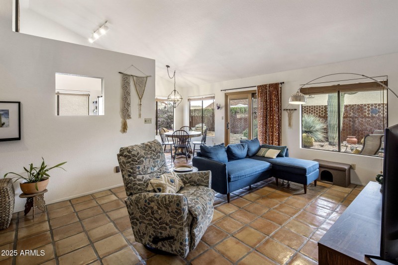 18-web-or-mls-D46A4282