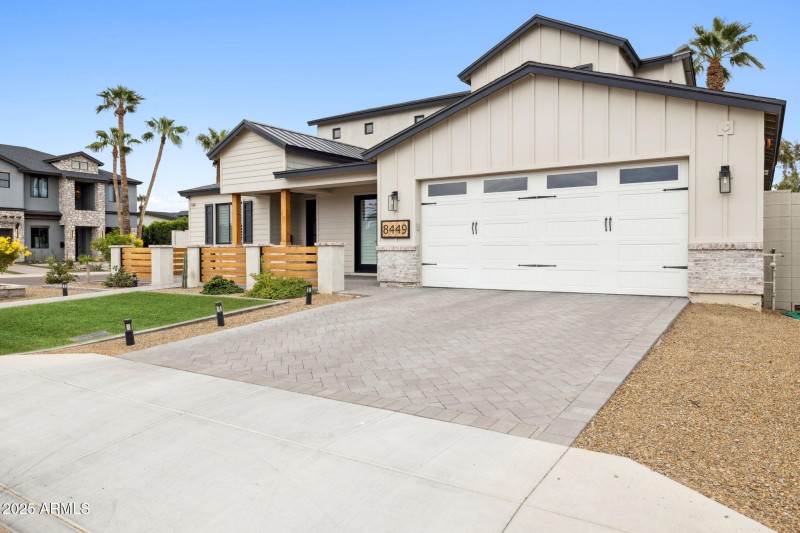 5-web-or-mls-8449-e-lincoln-dr