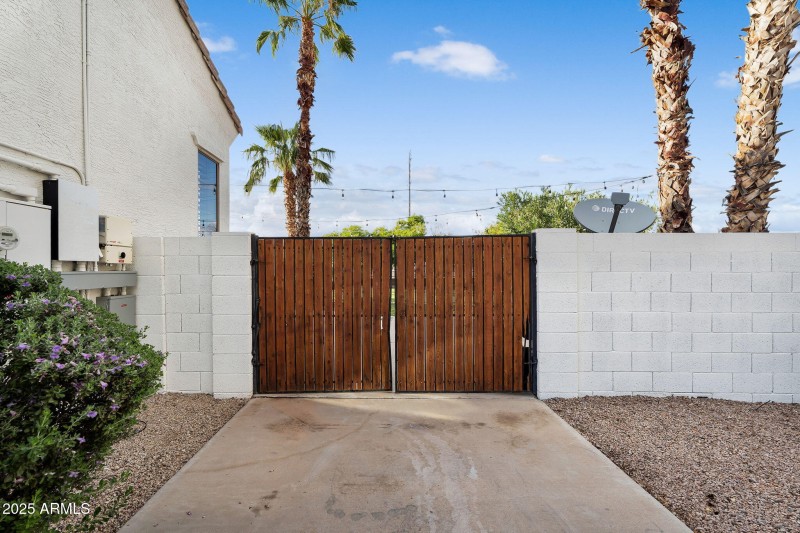 4-web-or-mls-Fruitvale-4