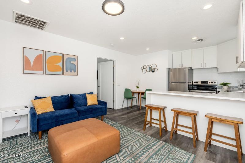 2811 W Rosewood Dr - 45