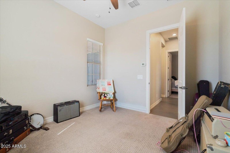 27-Palm St Mesa Photo_5