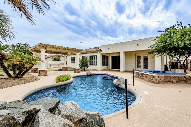 75-web-or-mls-Coconino-66-Edited