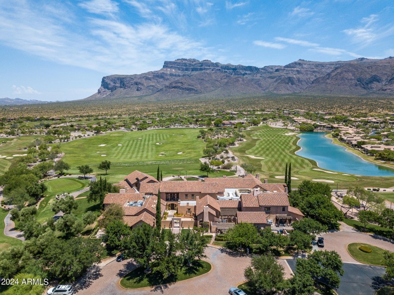 Superstition Club House