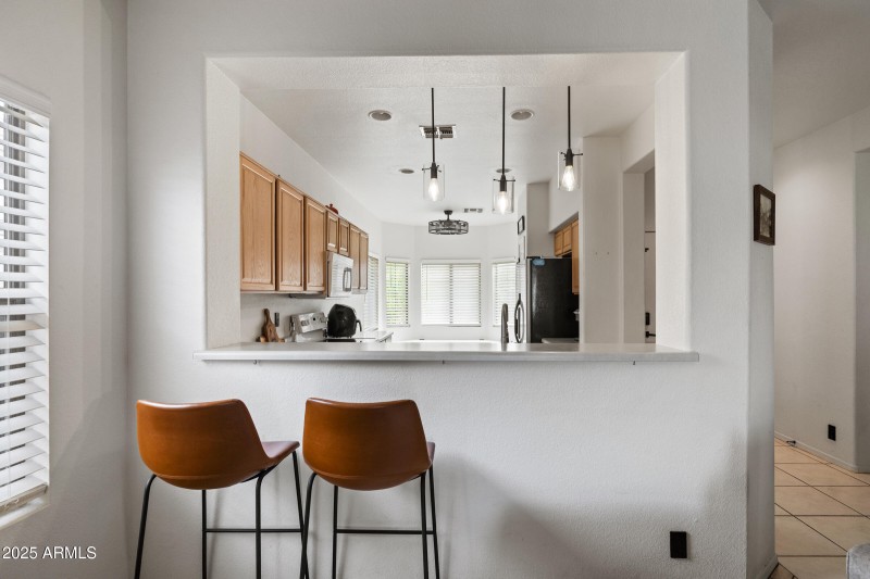 1140 S Rockwell St-10