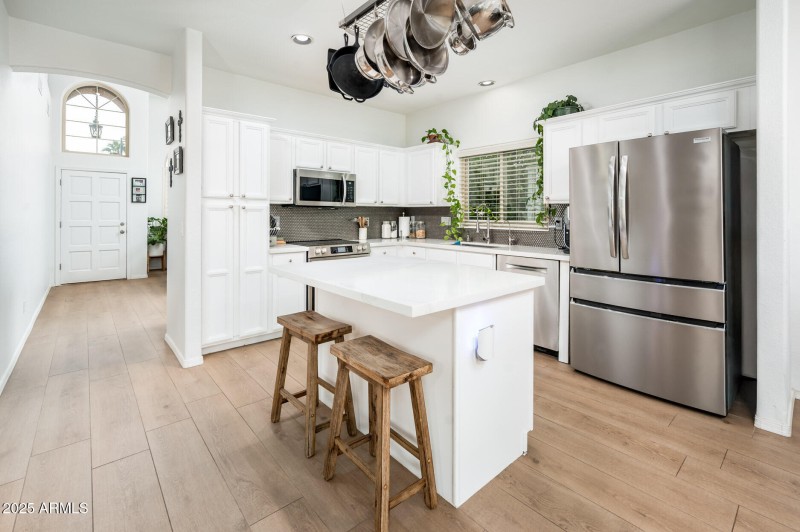 1648 E Palomino Dr - MLS-14