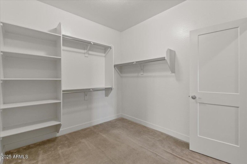 28-Primary closet