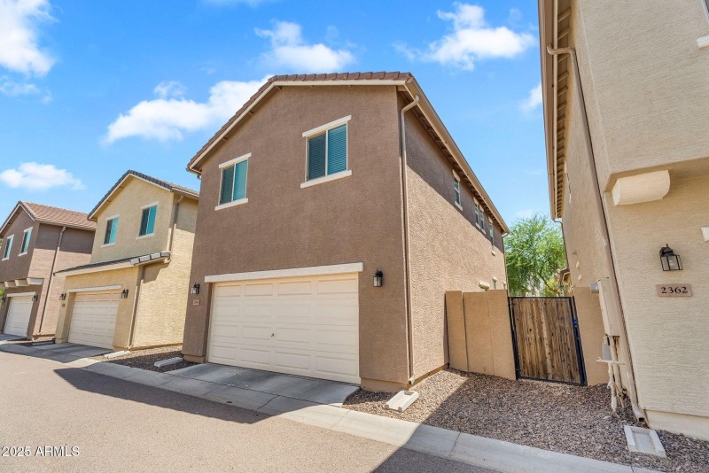 62-web-or-mls-73rd Ave-40