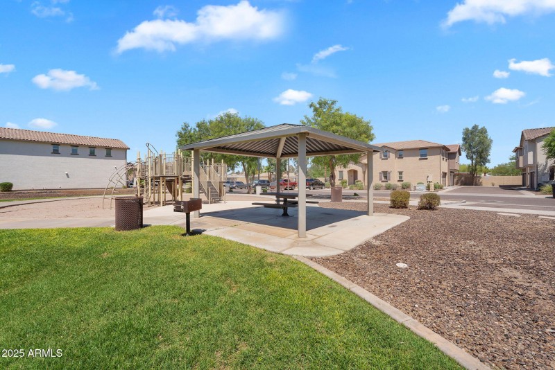 70-web-or-mls-DSC04408