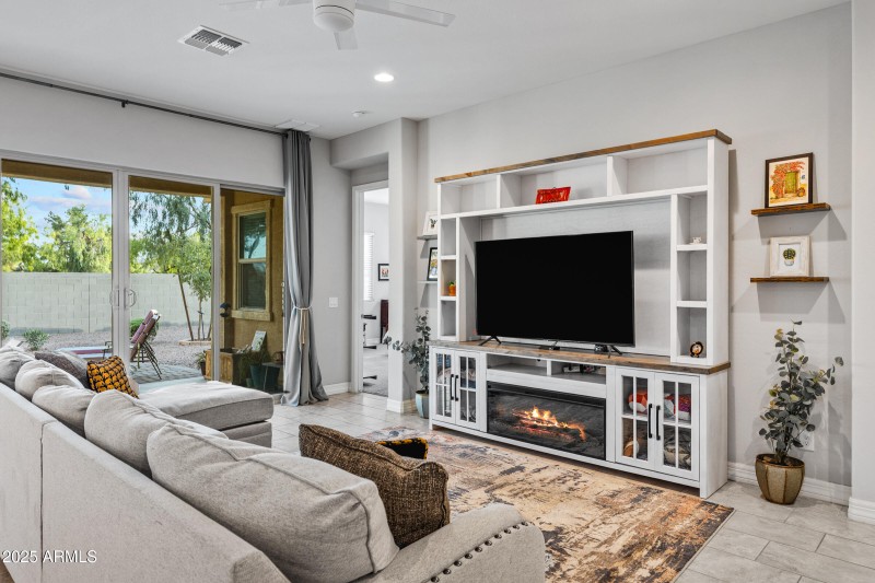 42211 W Cribbage Rd-7