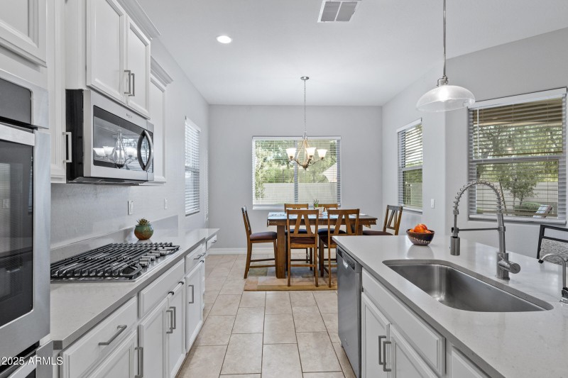 42211 W Cribbage Rd-15