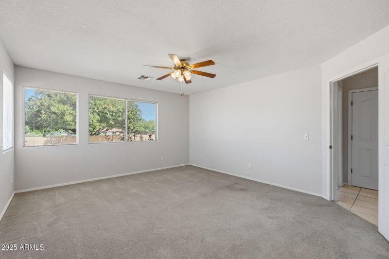 27-web-or-mls-Candlewood-27