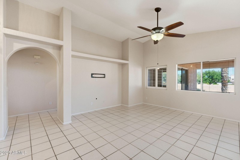 12-web-or-mls-Candlewood-12