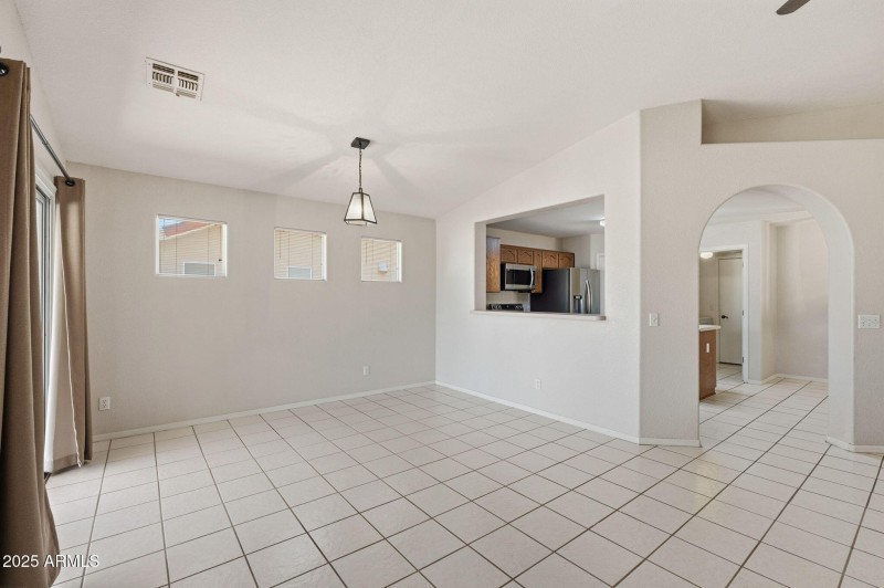 14-web-or-mls-Candlewood-14