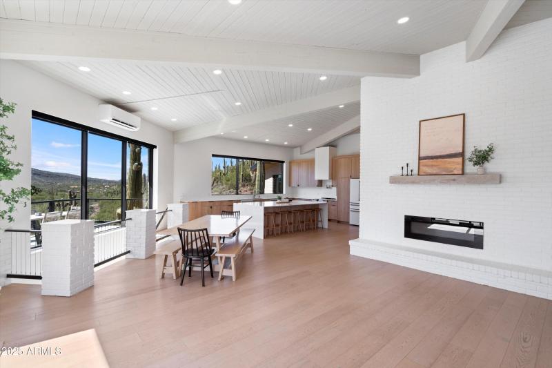 21-Dining to Kitchen