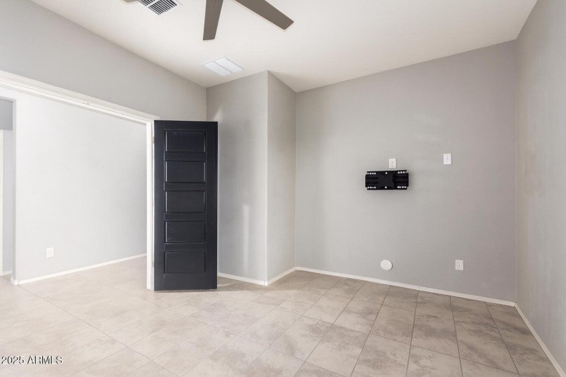 ChatGPT Image Oct 16, 2025, 10_39_42 AM