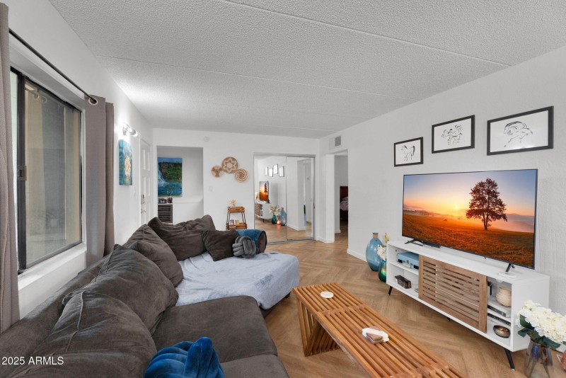 Modern Living with Natural Light