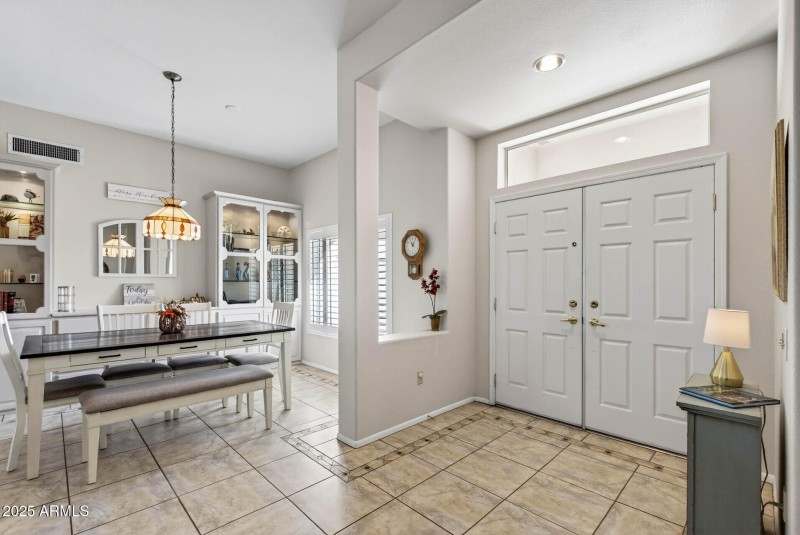 11_22010_N_Mirage11_mls