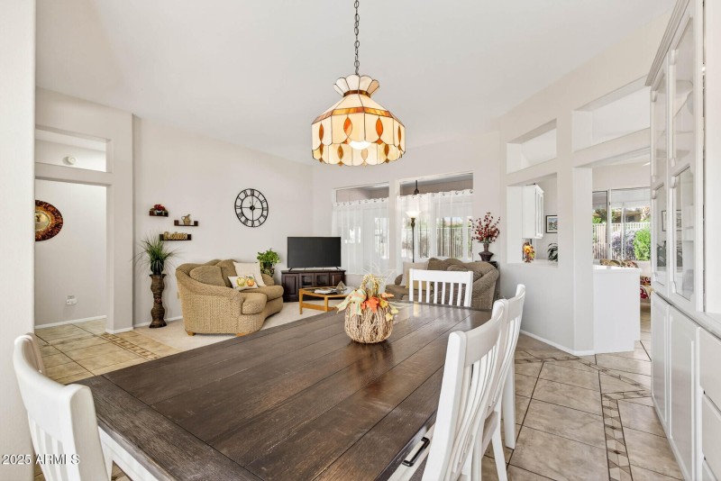 17_22010_N_Mirage17_mls