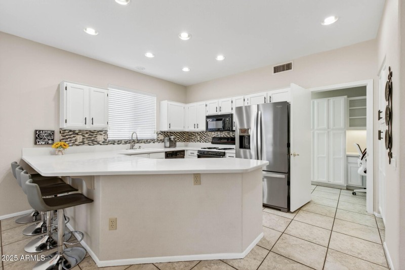 22_22010_N_Mirage22_mls