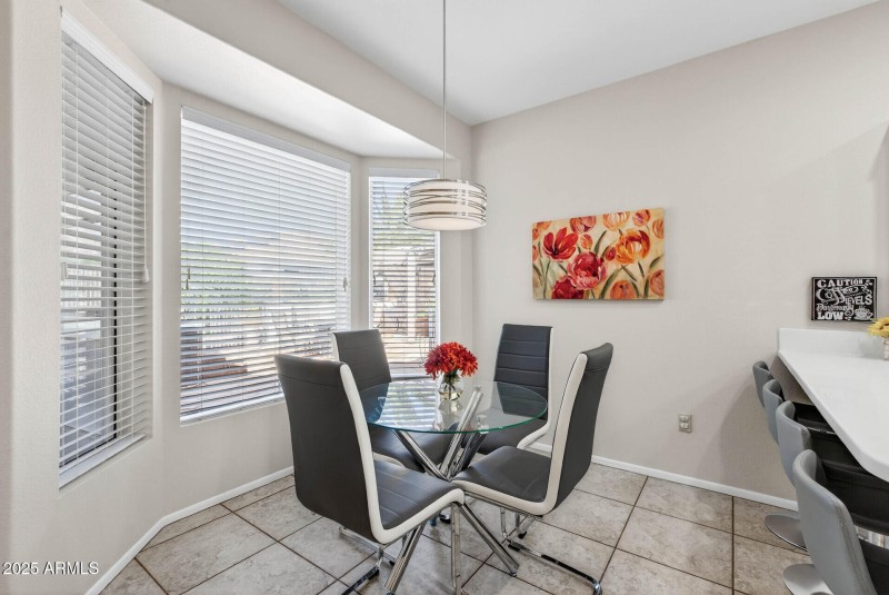 26_22010_N_Mirage26_mls