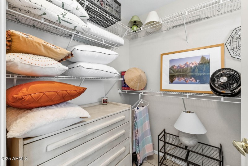 37_22010_N_Mirage37_mls