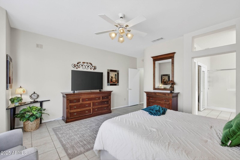 41_22010_N_Mirage41_mls