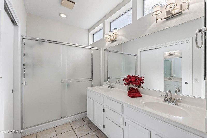 43_22010_N_Mirage43_mls